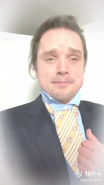 I spit out my drink😂😭🤣