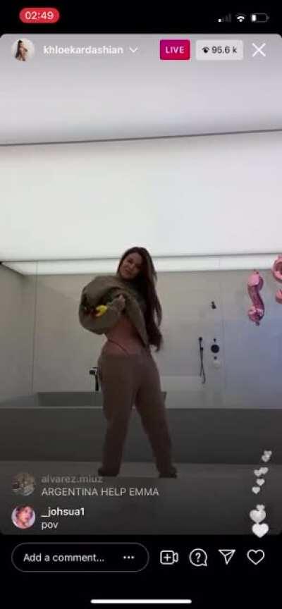 Khloe showing off her sexy body on IG live