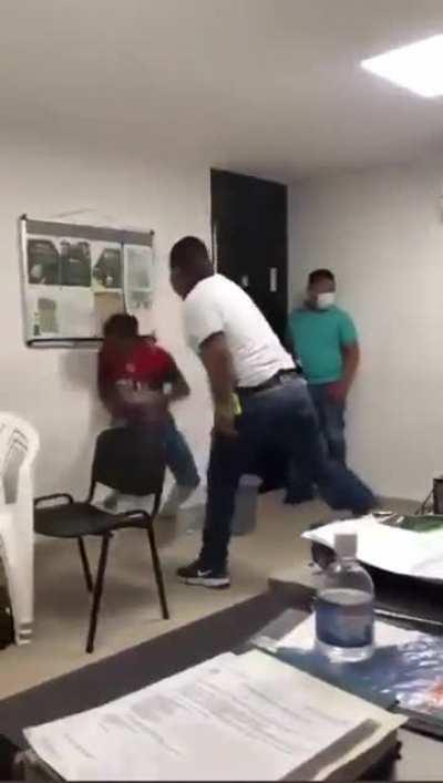 How imma do Bruce fat nose ass if he scam me again