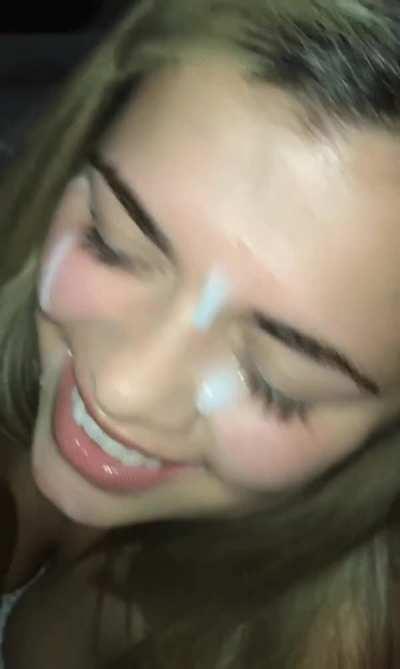 She loves cum on her face