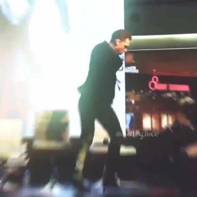 Foda-se a vida eu quero e dançar