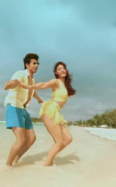 Jacqueline Fernandez [Judwaa 2] $