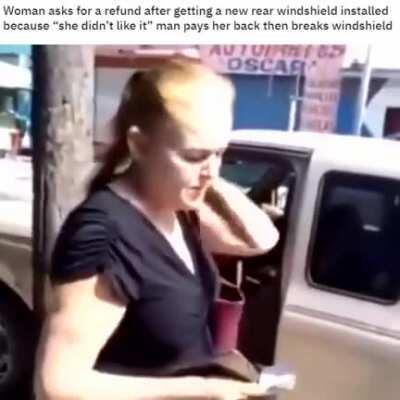 Smashing display of customer service.