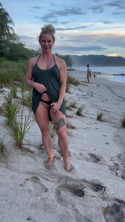Flashing this pussy on the most beautiful beach