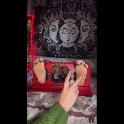 Jingles Tickles The Intruder (Holiday Themed) preview