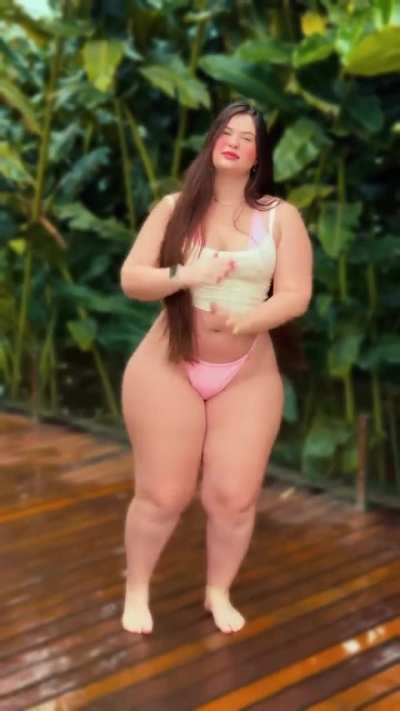 Girls from Brazil are sexy asf 🔥