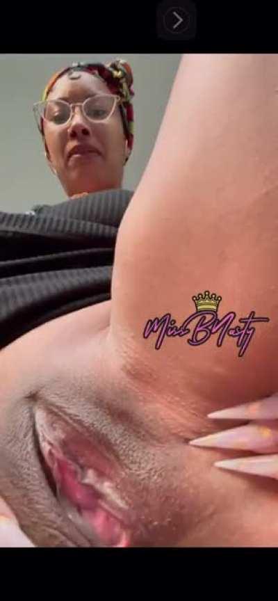 She belongs to the Libra ♎️ folder