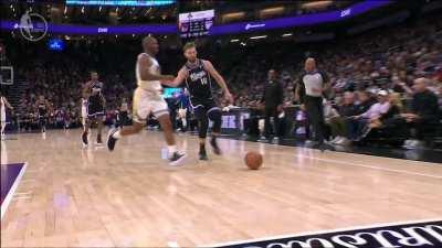 [Highlight] Chris Paul plays soccer vs Domantas Sabonis