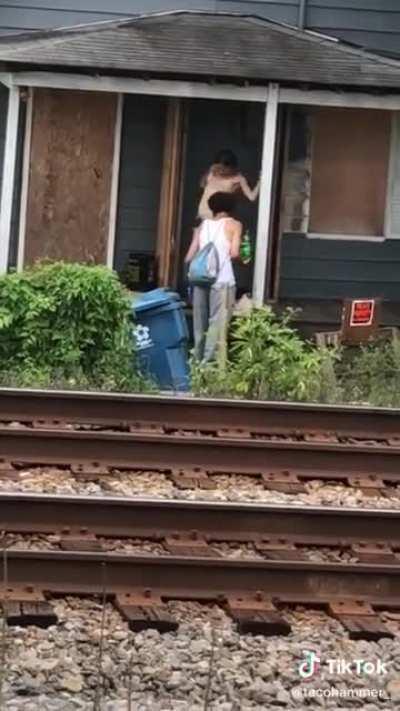 Methany lives down by the tracks