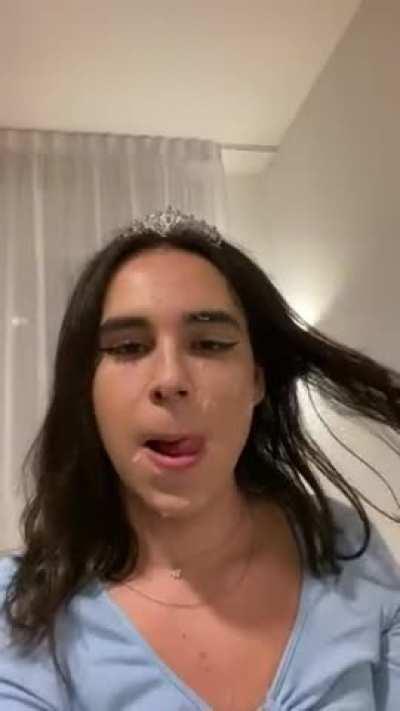 Does my new make up style suits me ?