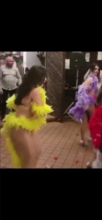 HMJB while I get strucked by these girls