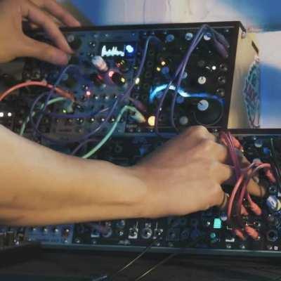 Digitakt drums morphing into a soundscape