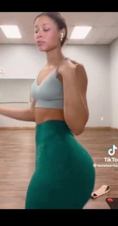 Lexie’s recoil😍💦🔥
