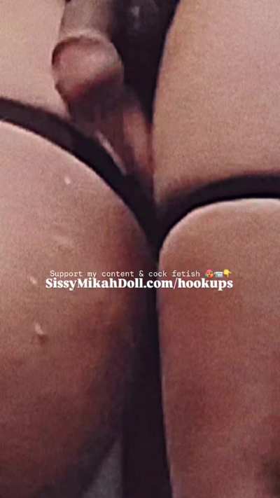 Daddy fucks me until I sissygasm