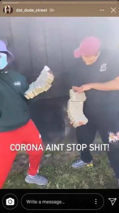 Displaying it all on the socials