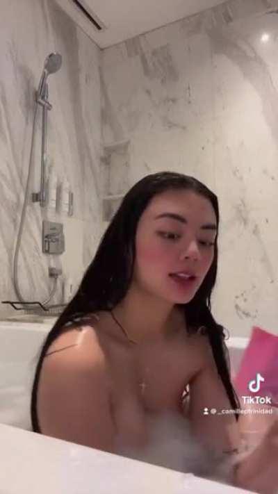 Camille trinidad 🥵