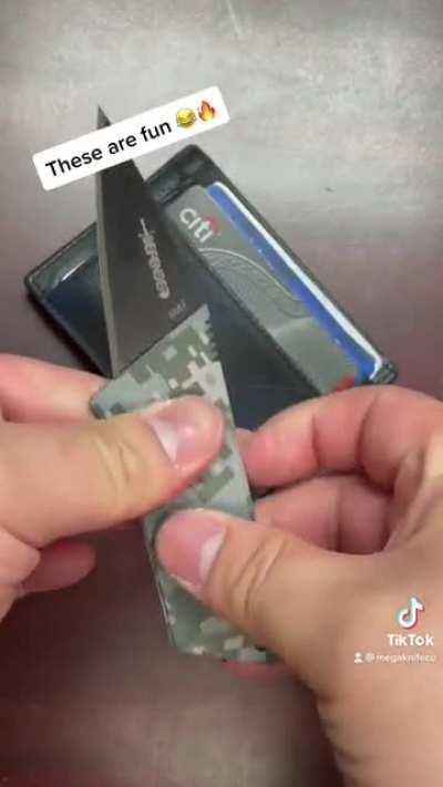 Card Knife 😬