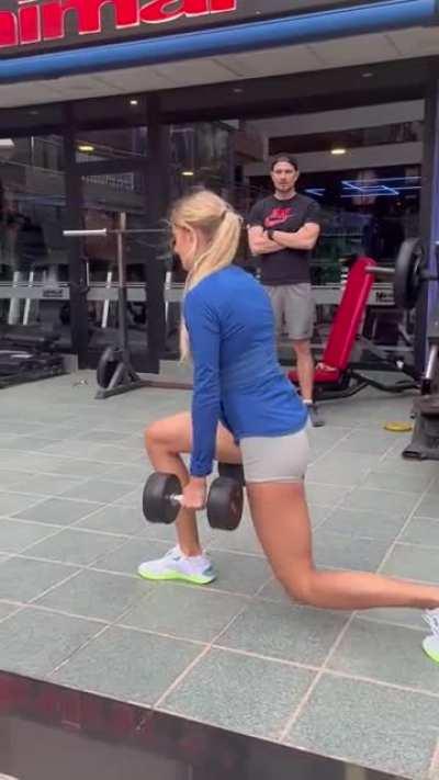 Alica Schmidt (@alicasmd) [2022-12-05]