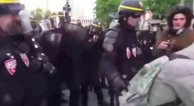 #ÜlkemAdınaÇokÜzgünüm