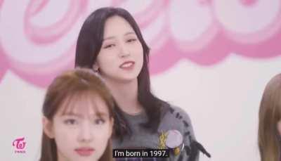 Sana and Jihyo: YOU BETRAYED MEEEE