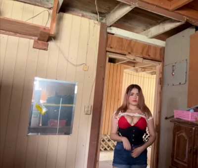 Do u like young Latinas like me?