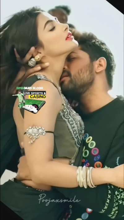 Pooja Hegde hot scene with Allu Arjun 