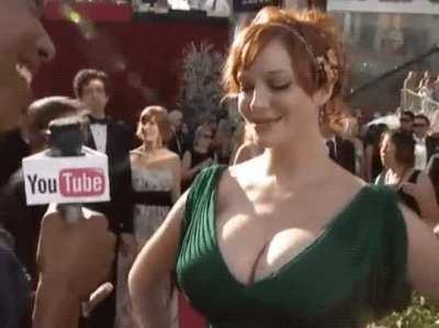 Short Green Dress gif I haven't seen before