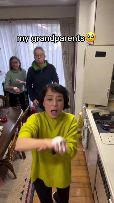 The old people are so fun to watch 