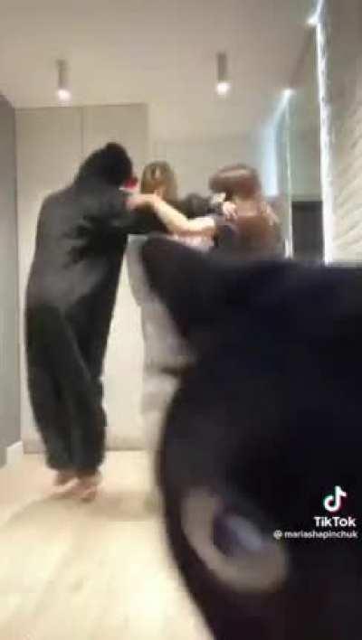 momther what da hec you doin