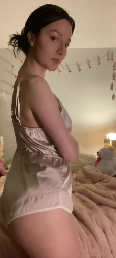 Handle me with care😘