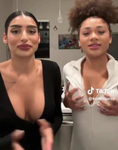 Kiya and her friend t!tty shake 😩🤤💦