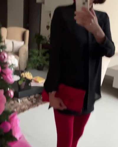 Hot long-legged model wears LBD and red tights ❤️❤️