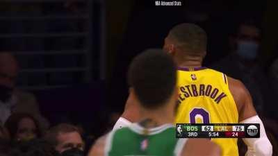 [Highlight] Russ claps in the face of a Celtics bench player after forcing a turnover