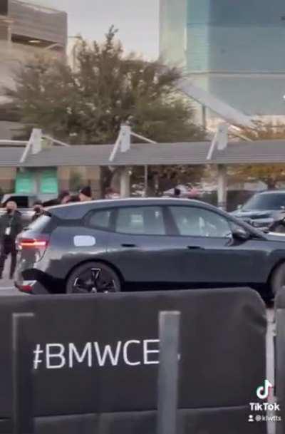 BMW’s color changing car shown at CES