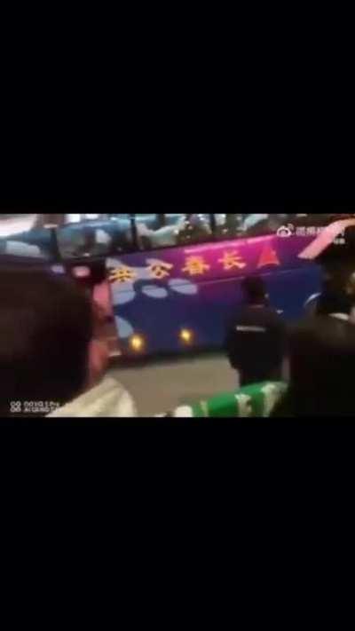 Adesanya filmed trashing DDP as he leaves the venue