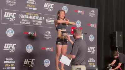 UFC 261 Official Weigh-ins: (Valentina Shevchenko 124.5) - (Rose Namajunas 114.5) - (Zhang Weili 114.5) - (Jéssica Andrade 124.5)