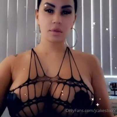 clip of the porn she watches and then sucking on a banana