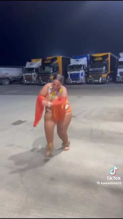 She is so fucking perfect 😘