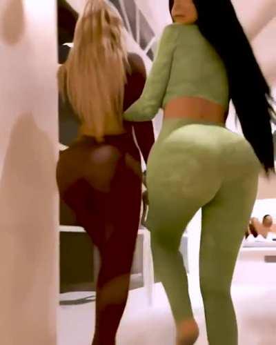 The reigning Queens of bimbos