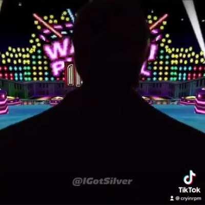 Juan Luis caminando 😳