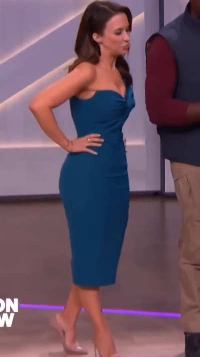Lacey Chabert on The Kelly Clarkson Show (2019)