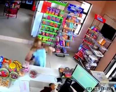 Cobrese en lo que me levanto XD