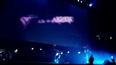 Диджей, сыграй Робокопа. (Jeroen Tel live at Assembly 2012)