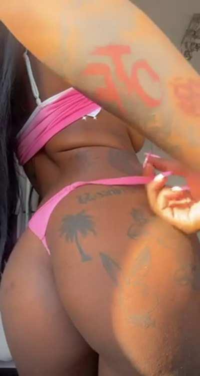 Spend your weeknd with me babes 🍭🍭💕👅💦