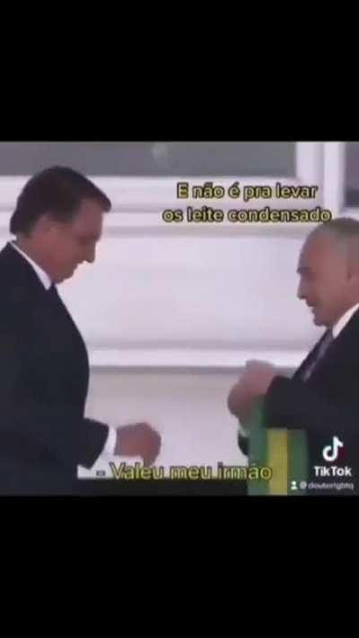 Acabei de receber esse video no WhatsApp. Alguem sabe se é verdade? Falaram que está acontecendo agora em Brasilia [HUMOR]