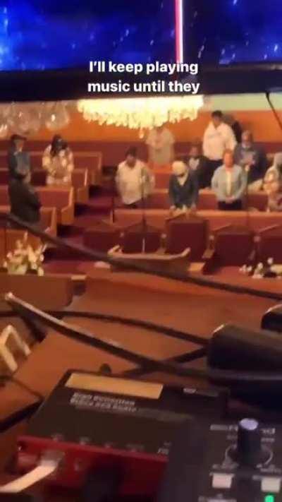 Playing Halo 3 in Church