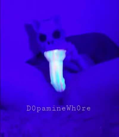 Playing with my Kitalpha, his flare made me gape ♡ So close to taking him whole!