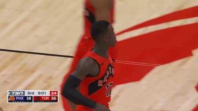 [Highlight] Dennis Schroder nutmegs KD on the fast break for an easy Siakam dunk