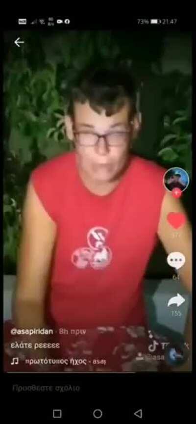 Πουστη Ερντογάν το νου σου, σε ψάχνουμε ρε μουνί, θα κατεβάσουμε παρέα, ετοιμάσου για σέντρα. #EpaliwtisGang