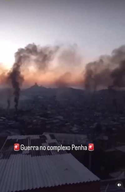 Favela War, Penha, Rio De Janeiro